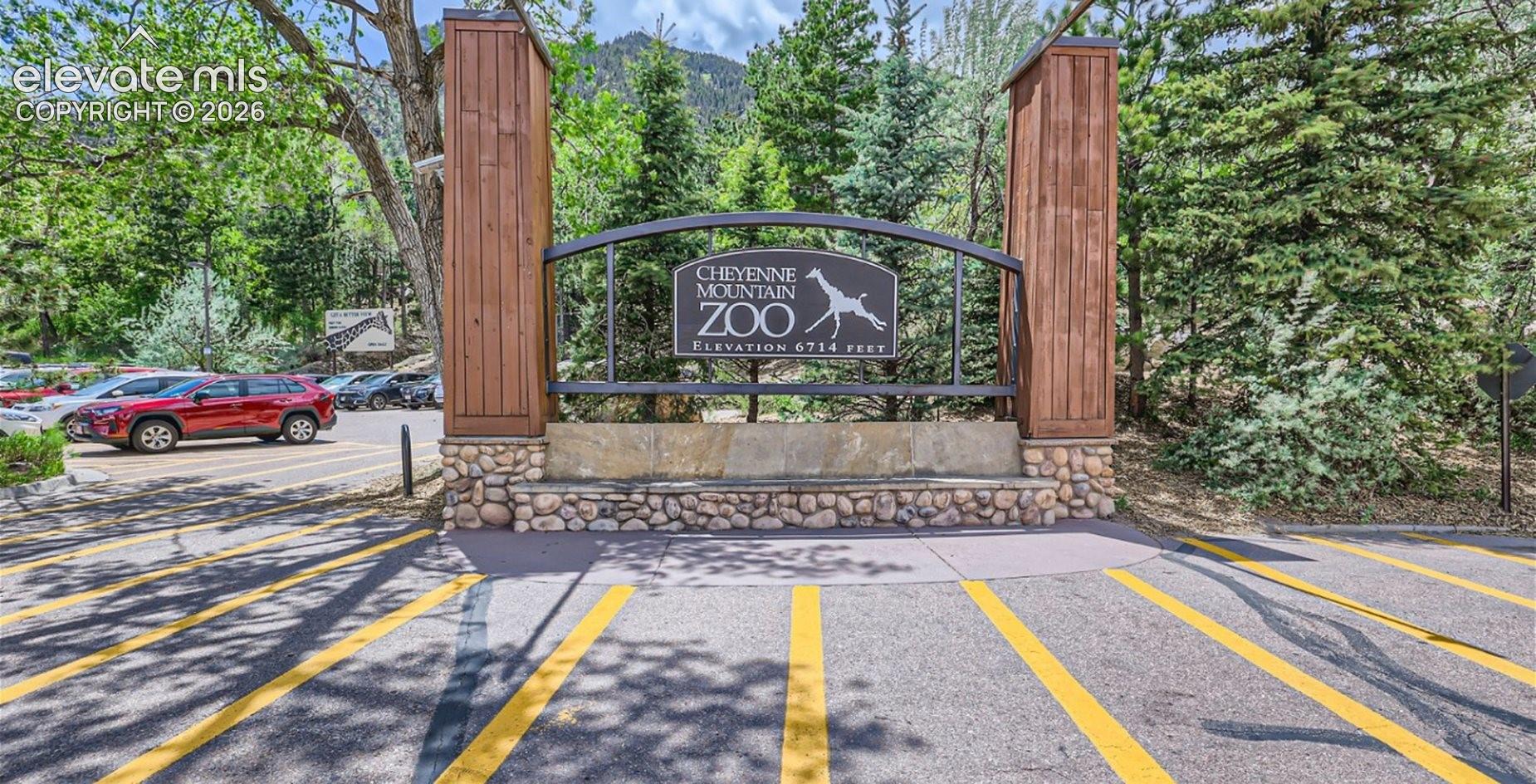 Photo 4 of 2564 Cramer Heights, Colorado Springs