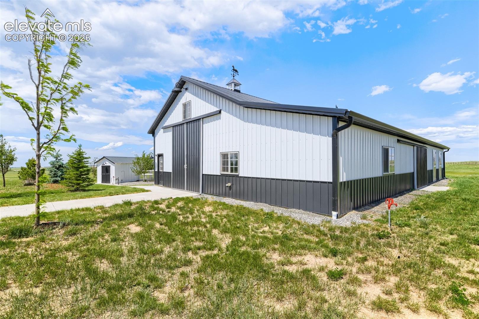 42x70 RV barn with animal stall capability