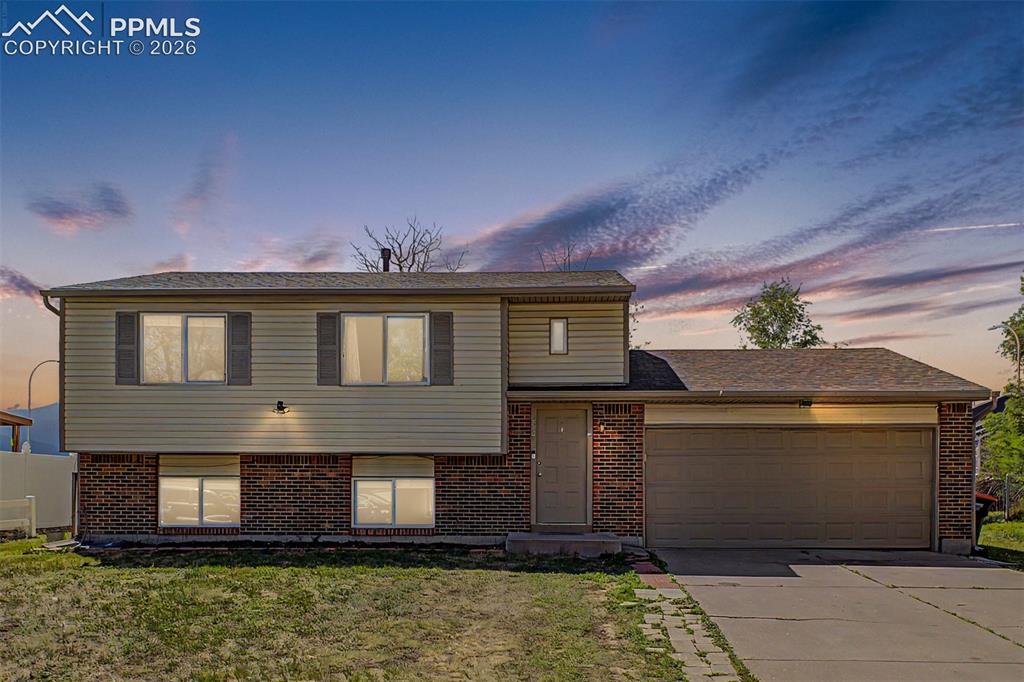 1230 Bayberry Dr, Colorado Springs, CO 80916