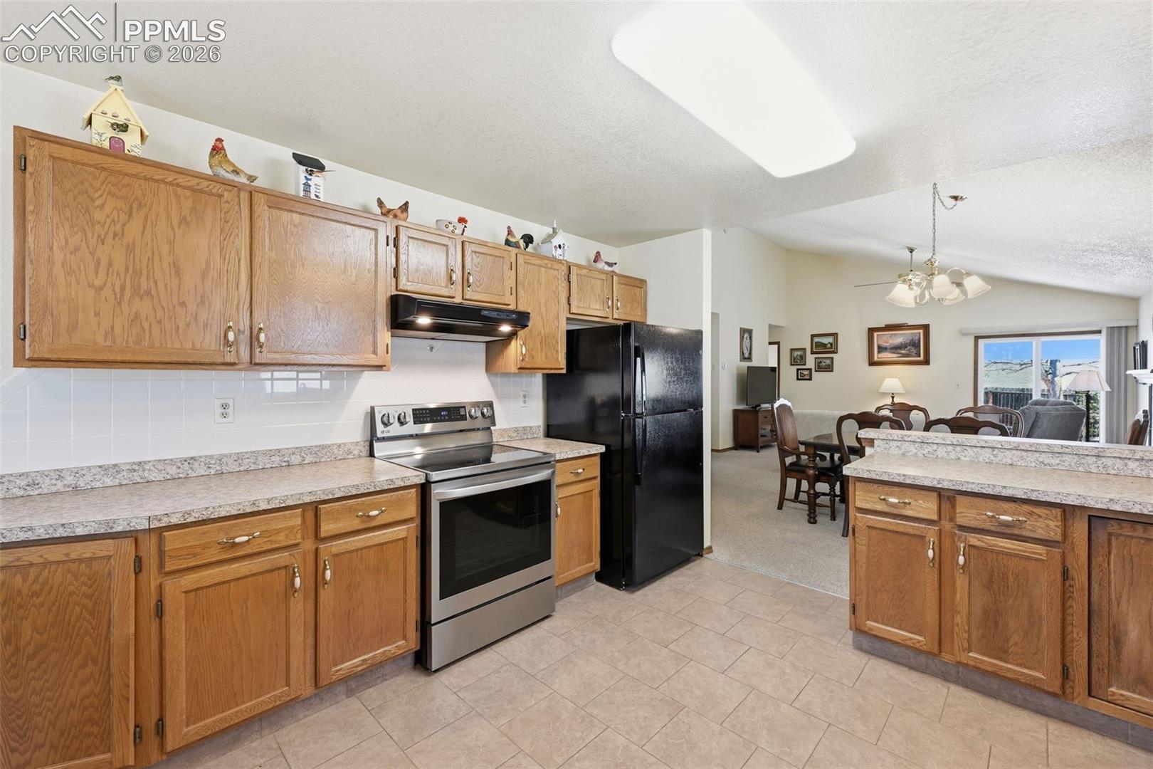 Photo 14 of 8237 Telegraph Drive, Colorado Springs