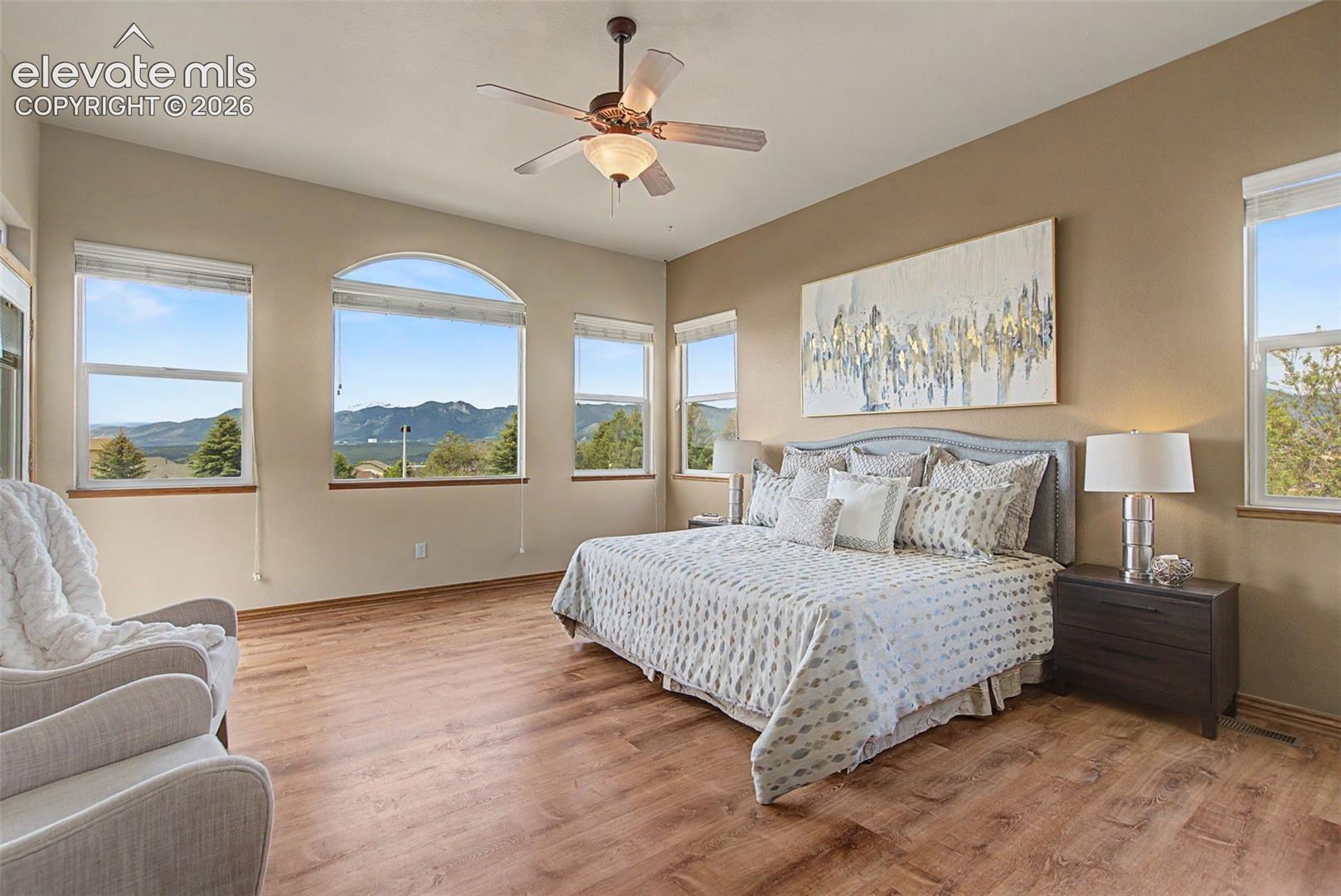 Large primary suite with access to the deck