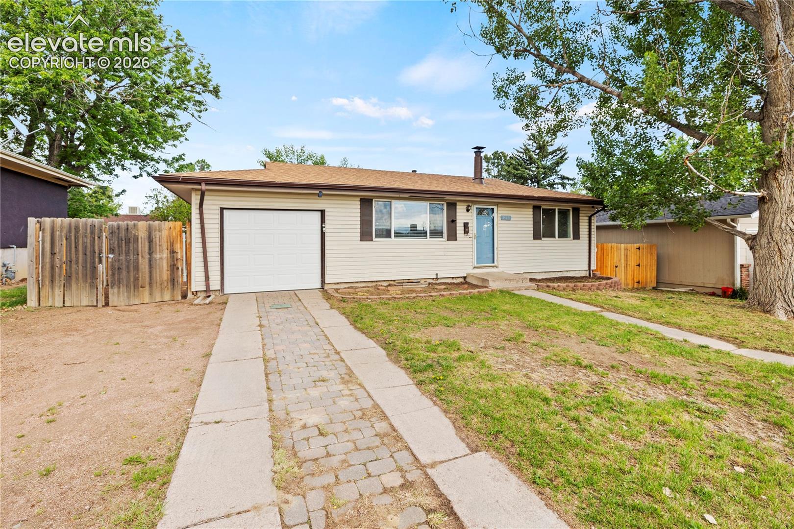 1019 Holmes Dr, Colorado Springs, CO 80909