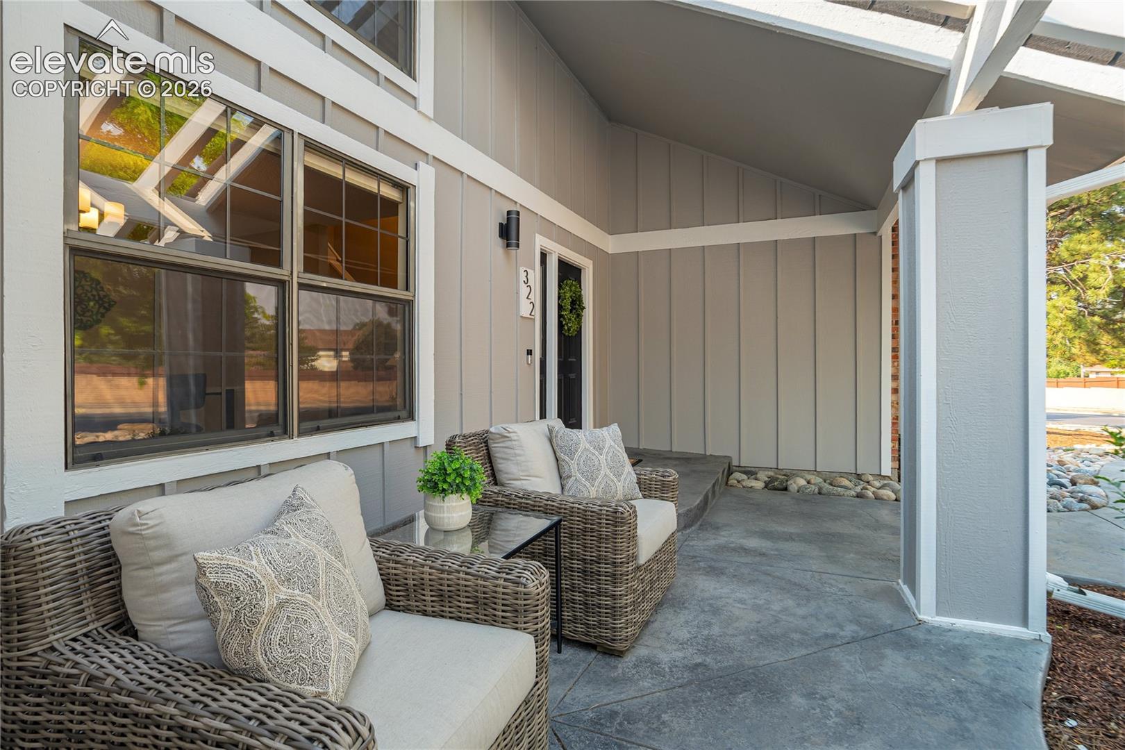 322 Cheyenne Mountain Blvd, Colorado Springs, CO 80906