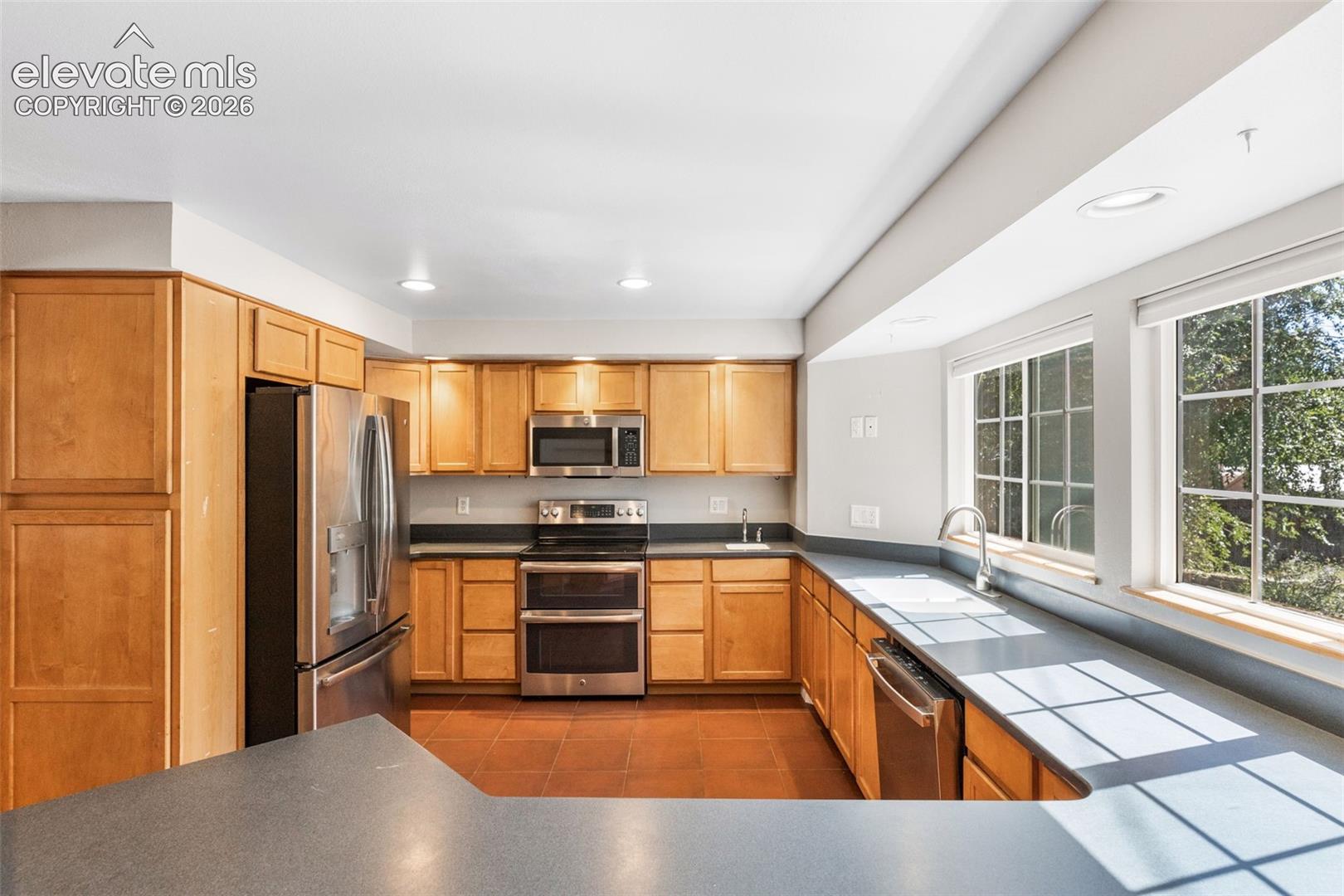 Photo 7 of 509 W Cheyenne Road, Colorado Springs
