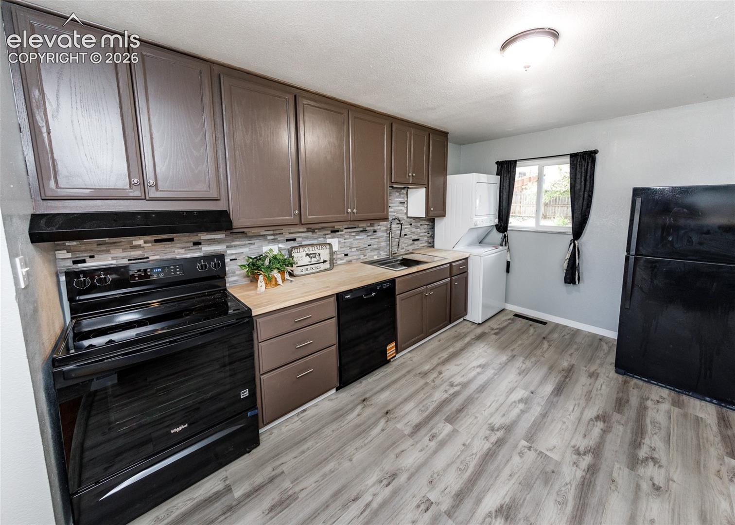 Photo 12 of 1216 Hartford Street, Colorado Springs