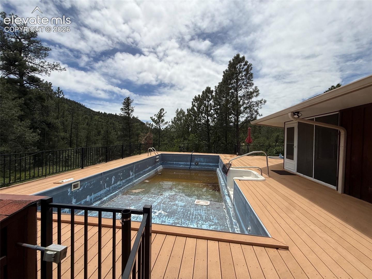 1710 Rock Ridge Pl, Colorado Springs, CO 80926