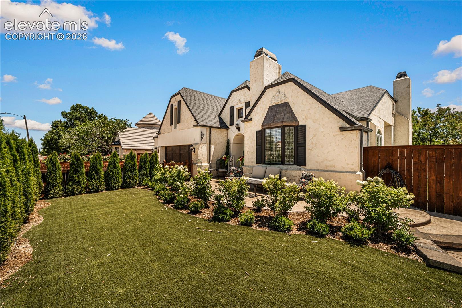 Featured Homes Featured Homes