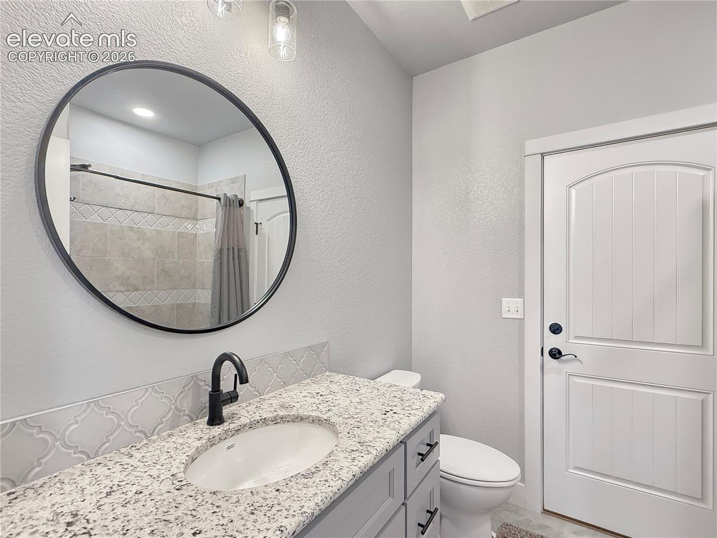 Hall Bath w/ Walkout