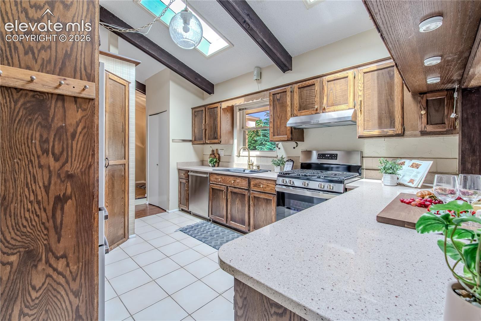 Photo 11 of 5233 Cambria Drive, Colorado Springs