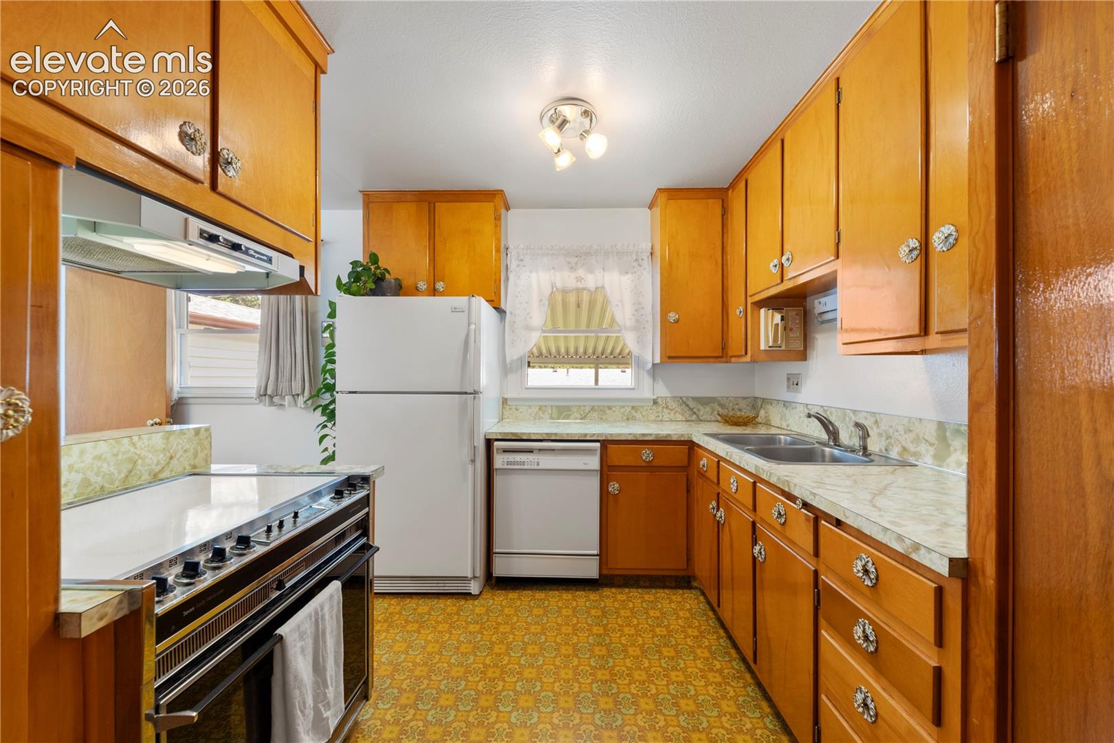 Photo 14 of 1356 Bennett Avenue, Colorado Springs
