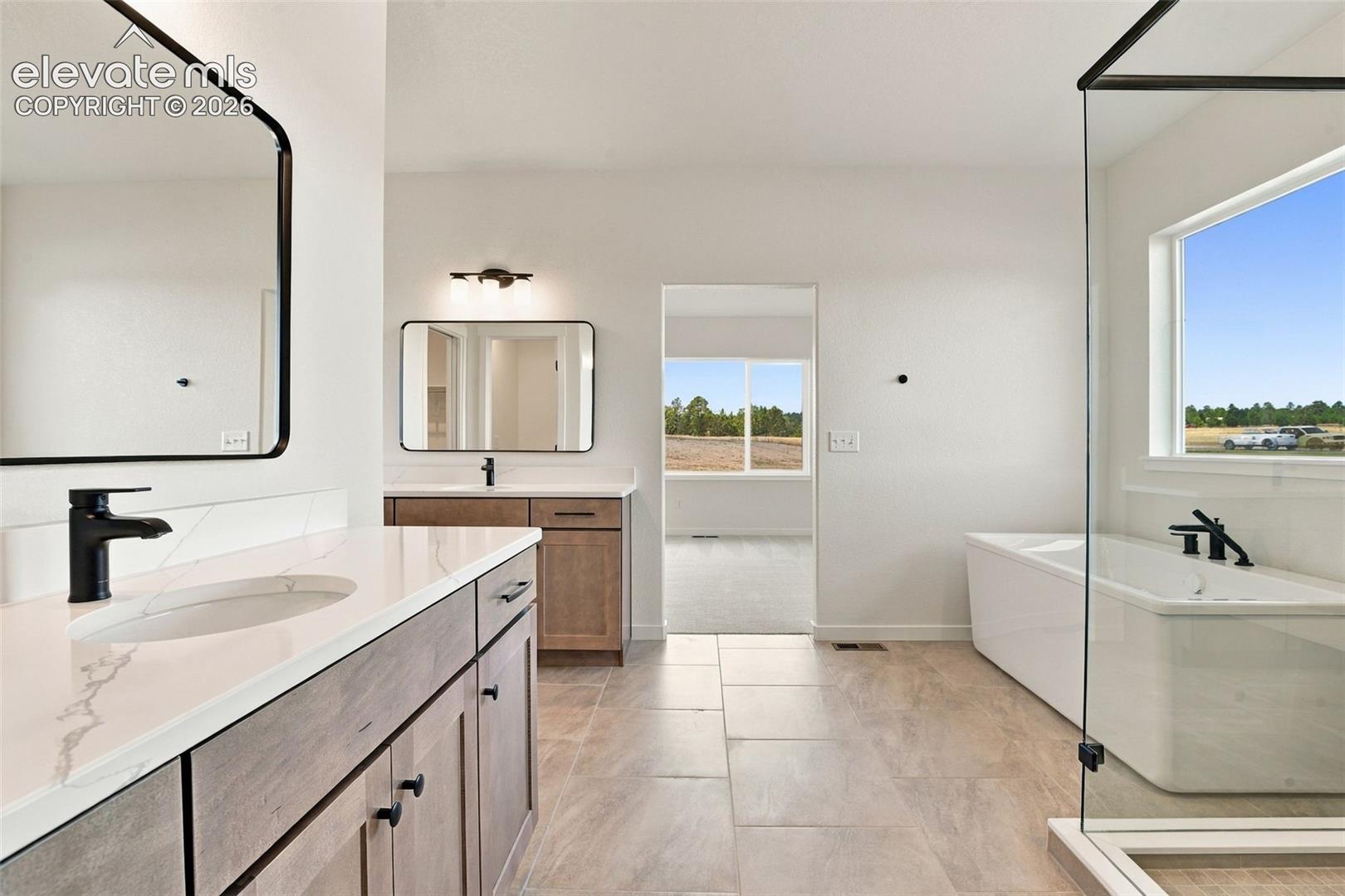 Photo 13 of 10424 Aspen Valley Road, Colorado Springs