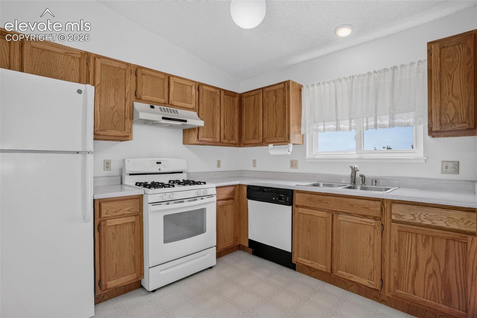 Photo 21 of 5230 Bradley Circle, Colorado Springs