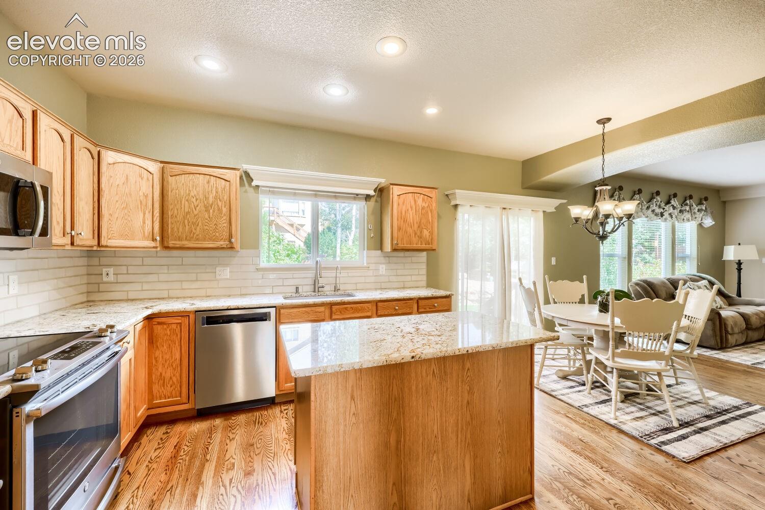 Photo 14 of 1586 Lily Lake Drive, Colorado Springs