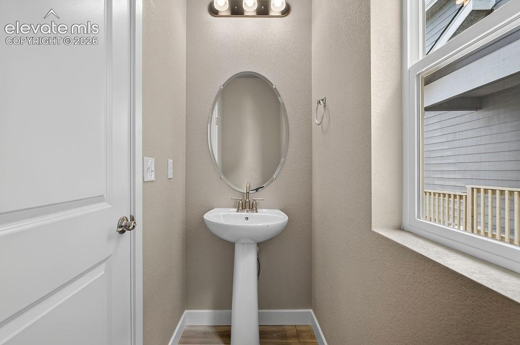 Photo 17 of 13644 Nederland Drive, Peyton