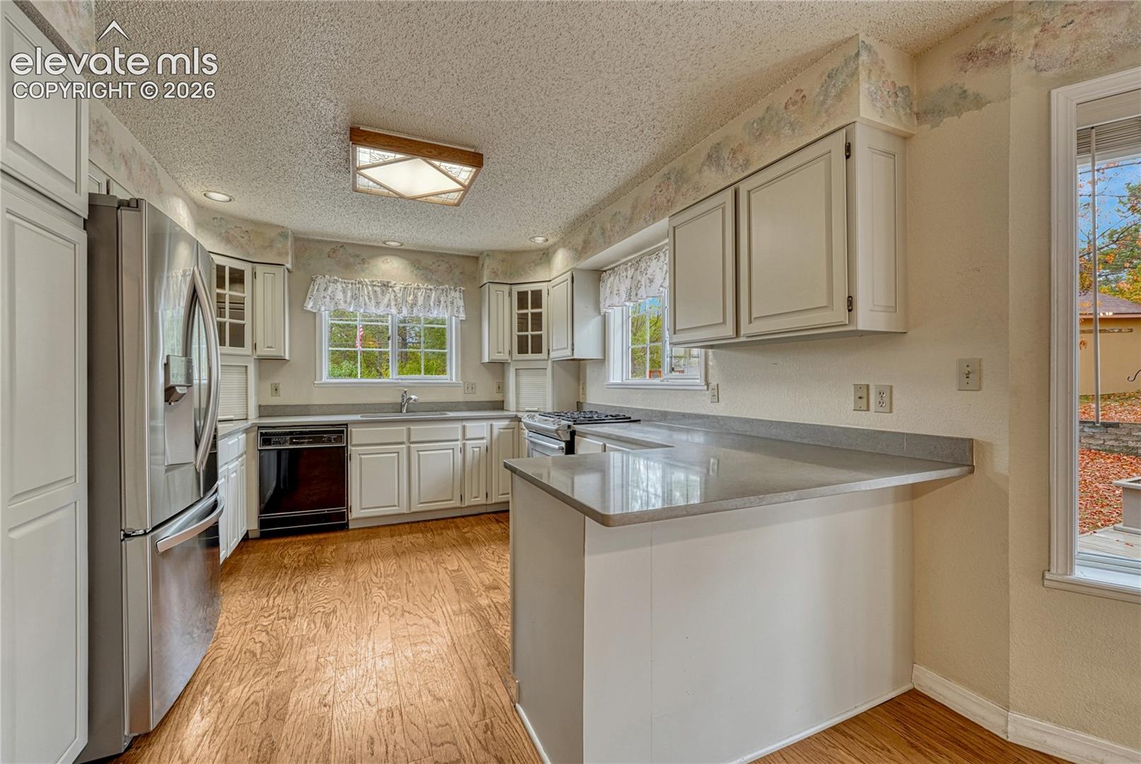 Photo 9 of 1069 BERGLIND Road, Colorado Springs