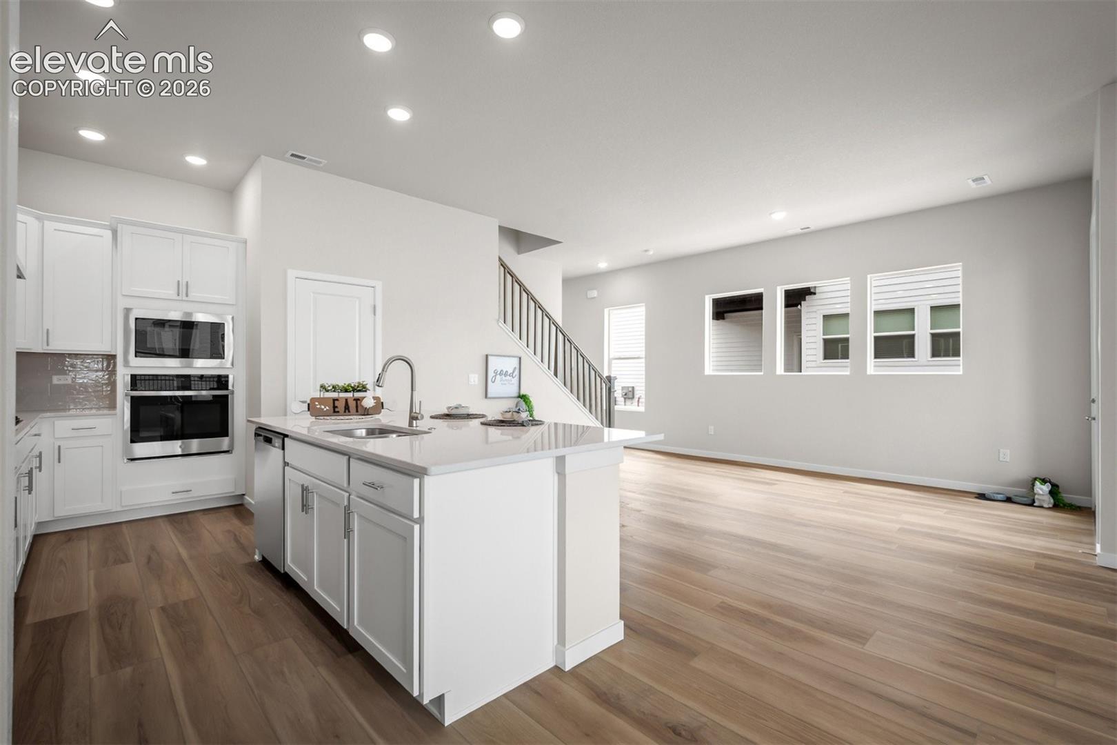 Photo 10 of 6689 Knapp Drive, Colorado Springs