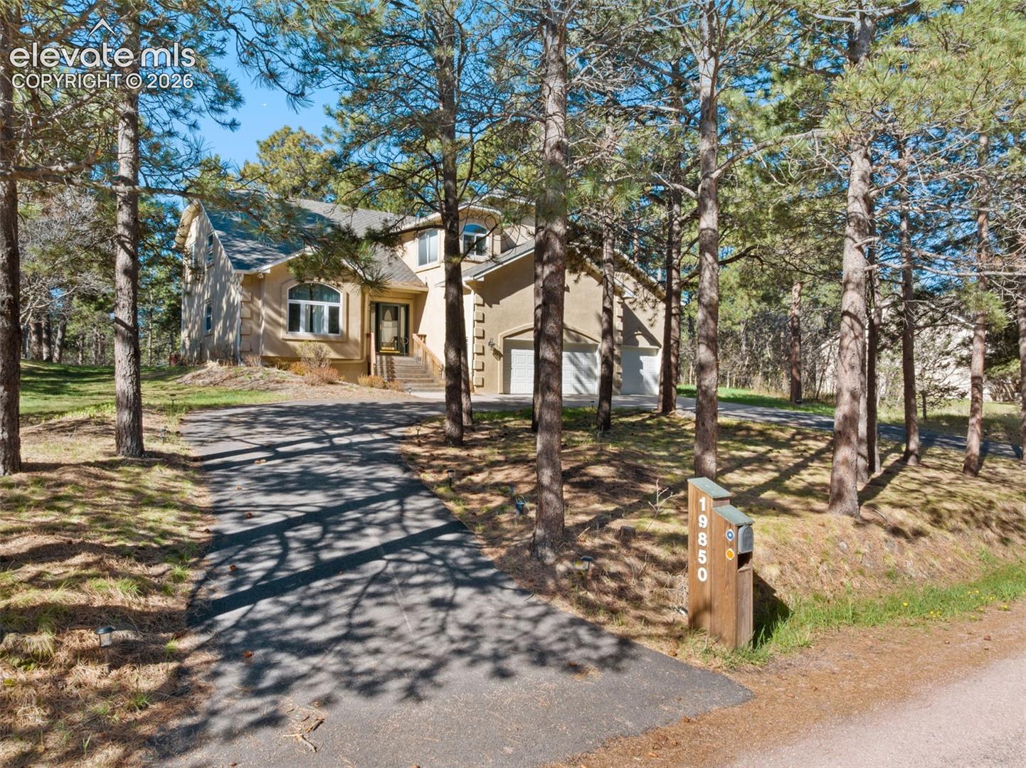 <b>Our Exceptional Homes</b>
