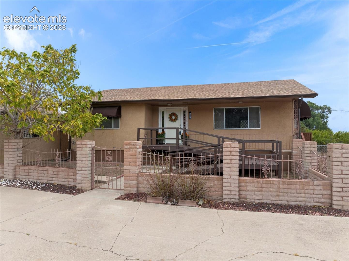 207 Autobee Ln, Avondale, CO 81022