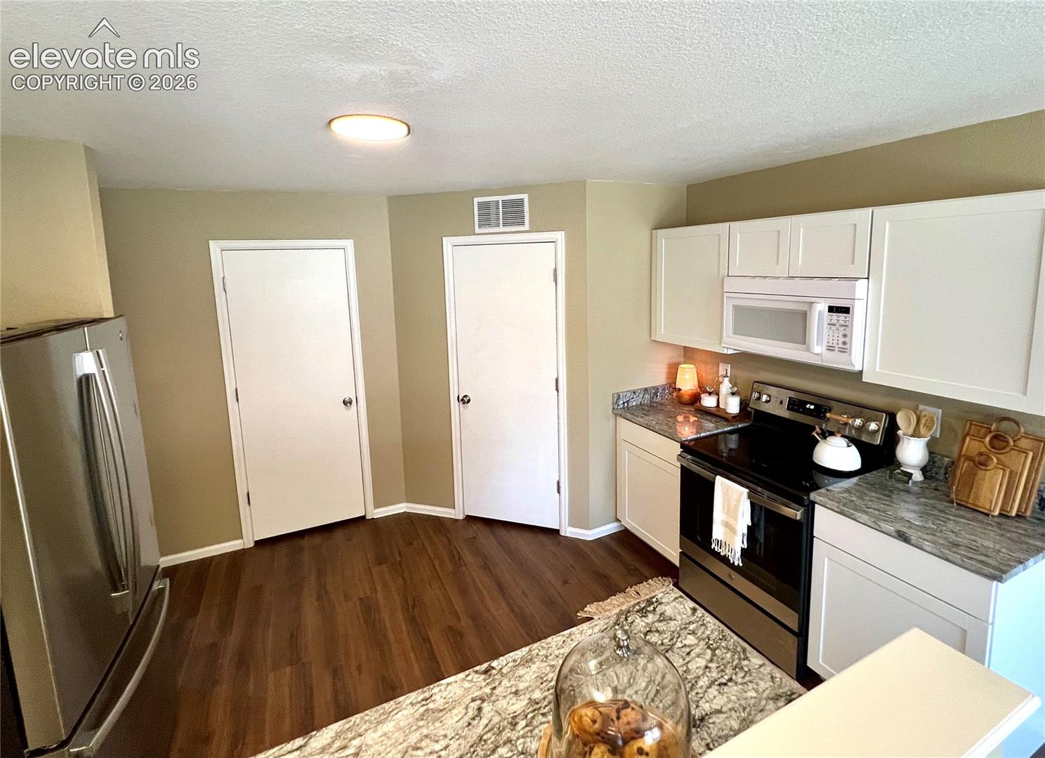 Photo 6 of 12854 Royal Birkdale Road, Peyton