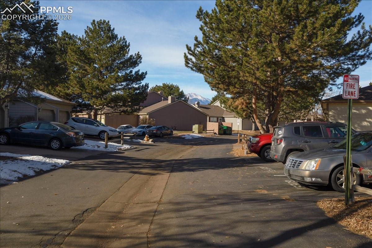 4304 Hunting Meadows Cir, Colorado Springs, CO 80916