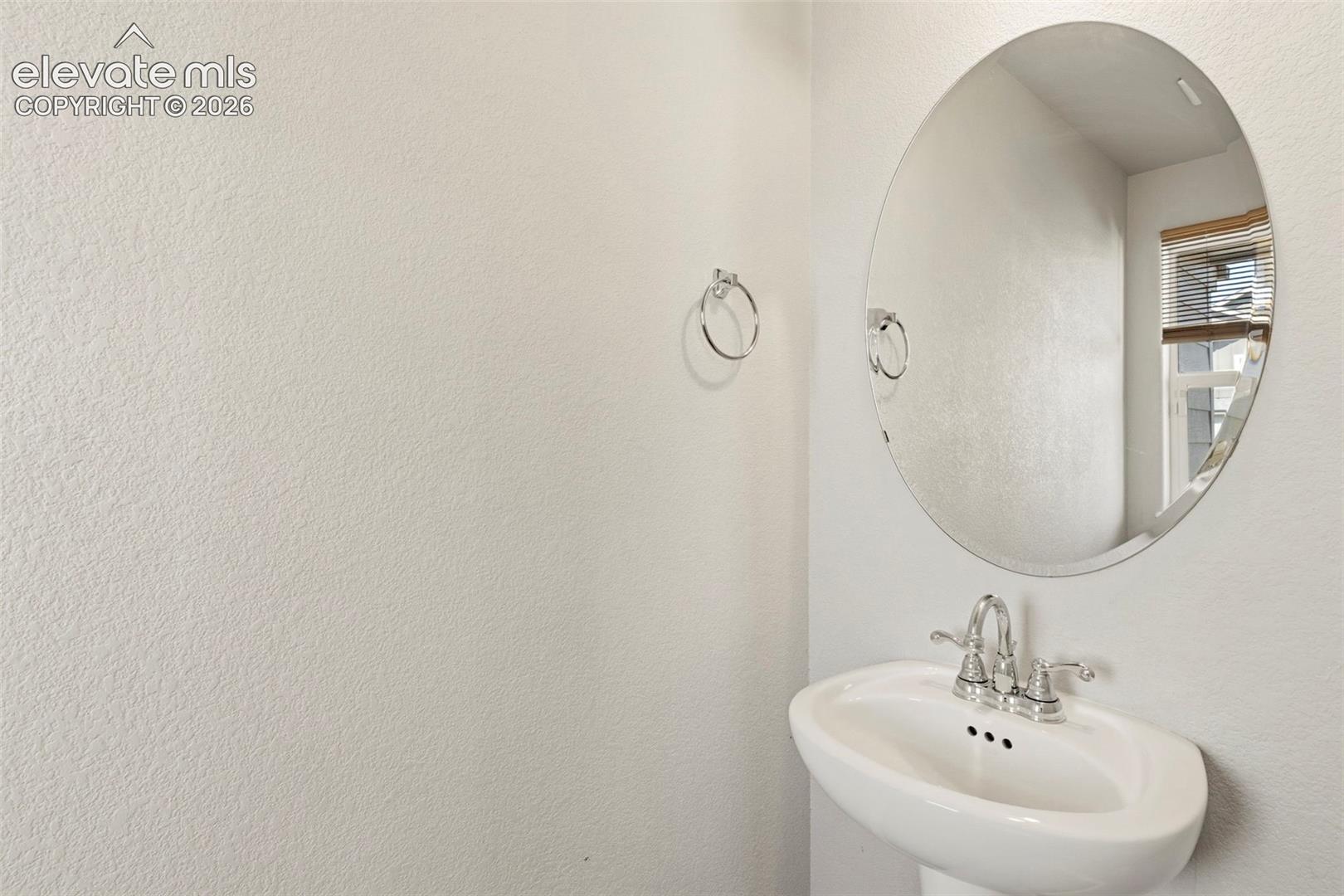 1/2 bath 