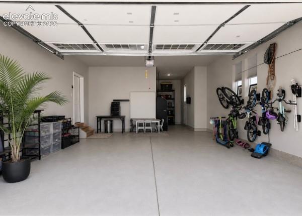 Garage with oversized nook area for all your toys