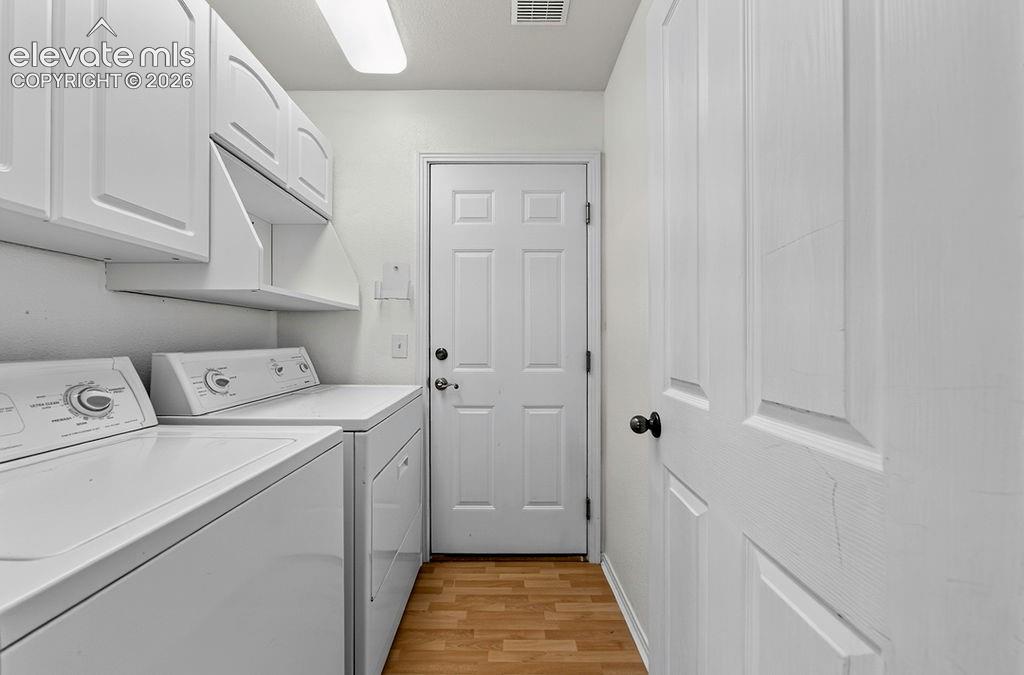 Main level laundry room
