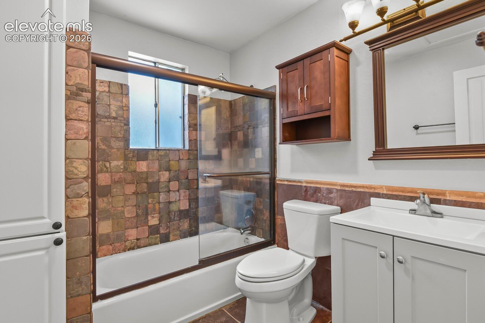 Photo 13 of 712 N Walnut Street, Colorado Springs