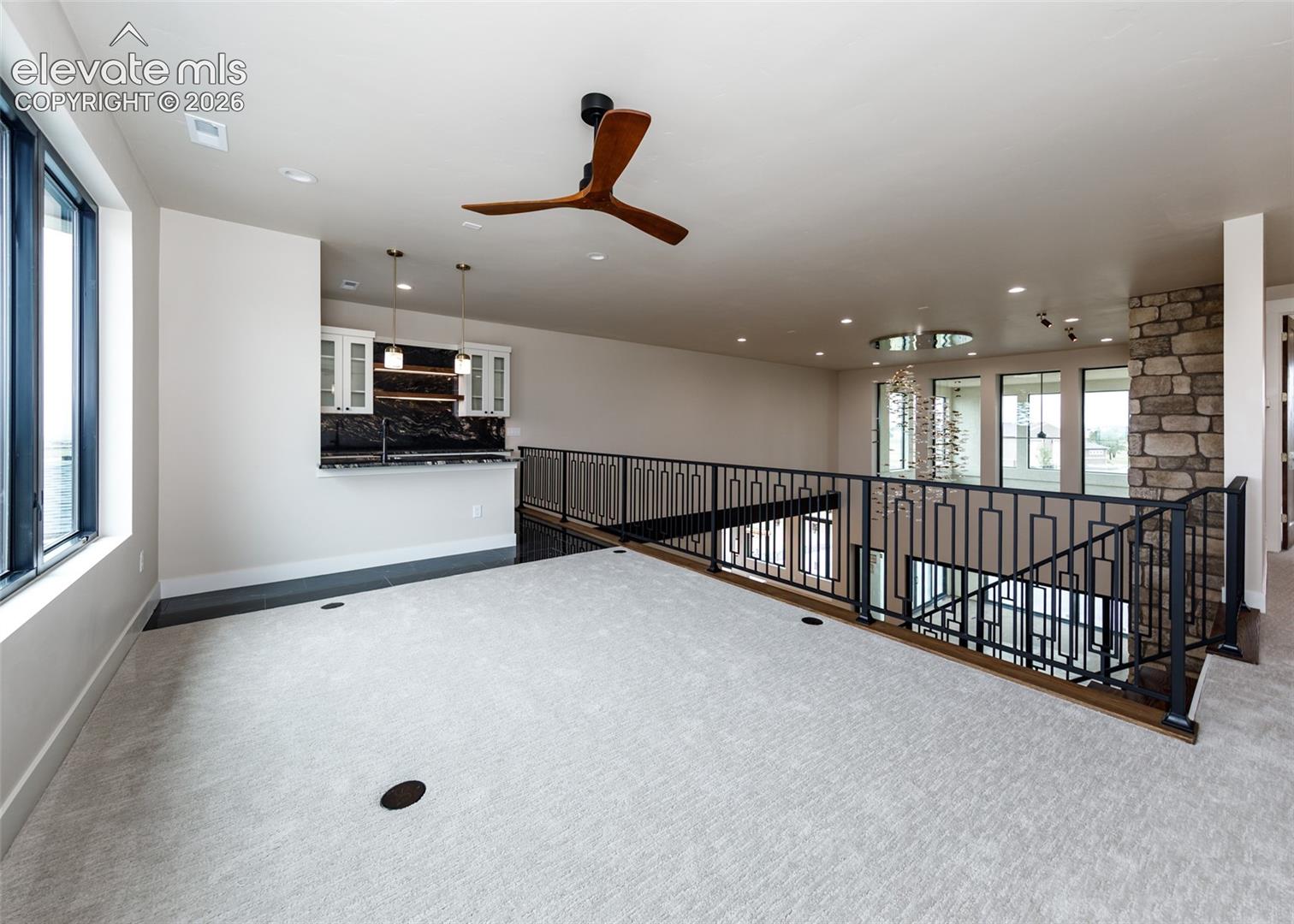Wet Bar adjoining Loft