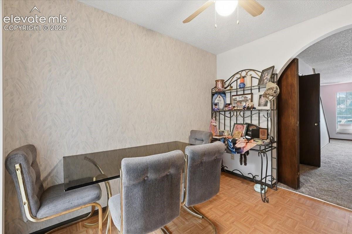 Unit 726 - Dining Area