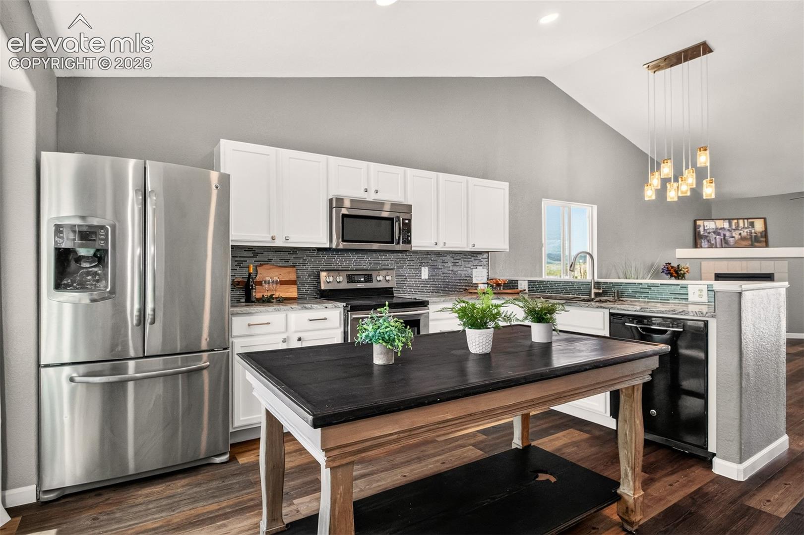 Photo 7 of 7048 Ketchum Drive, Colorado Springs