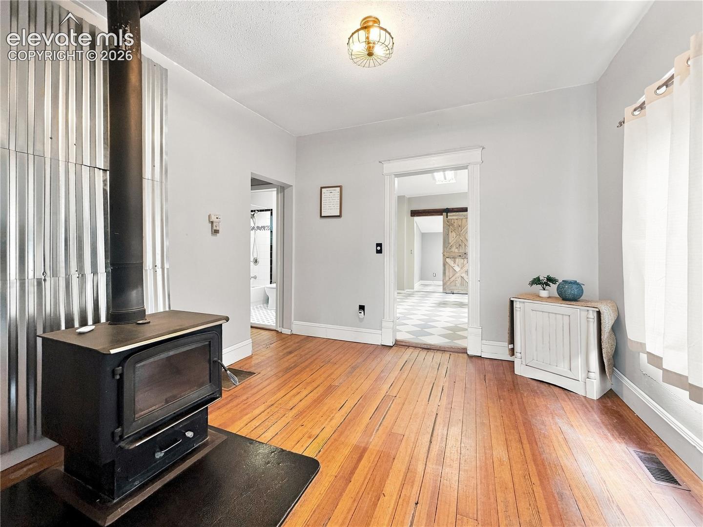 Photo 12 of 631 E Willamette Avenue, Colorado Springs