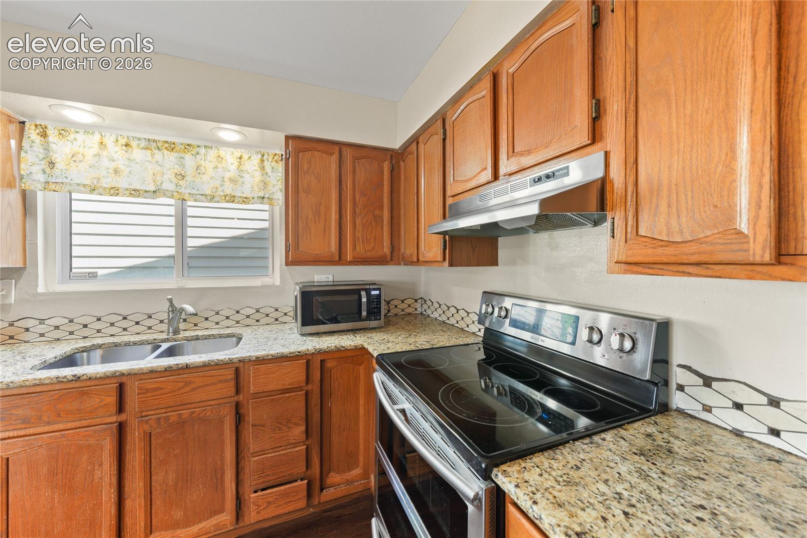 Photo 11 of 4426 McGrew Circle, Colorado Springs