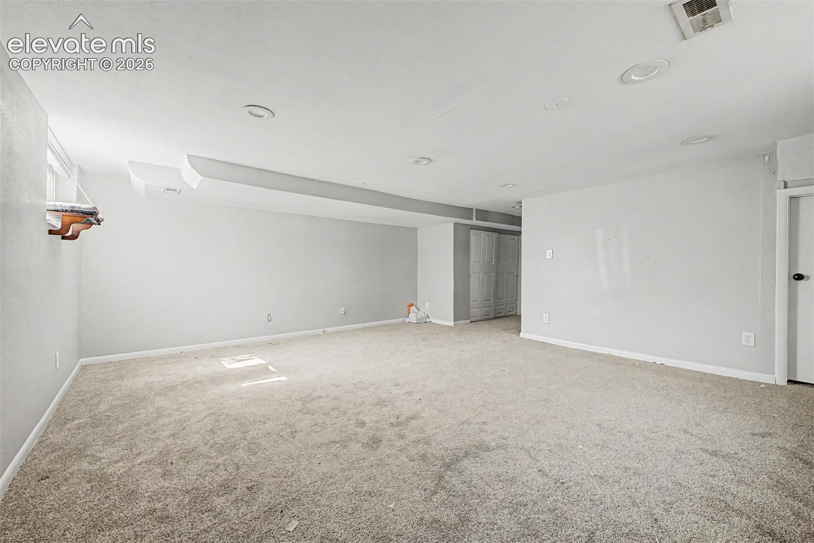 Expansive backyard ready for your person