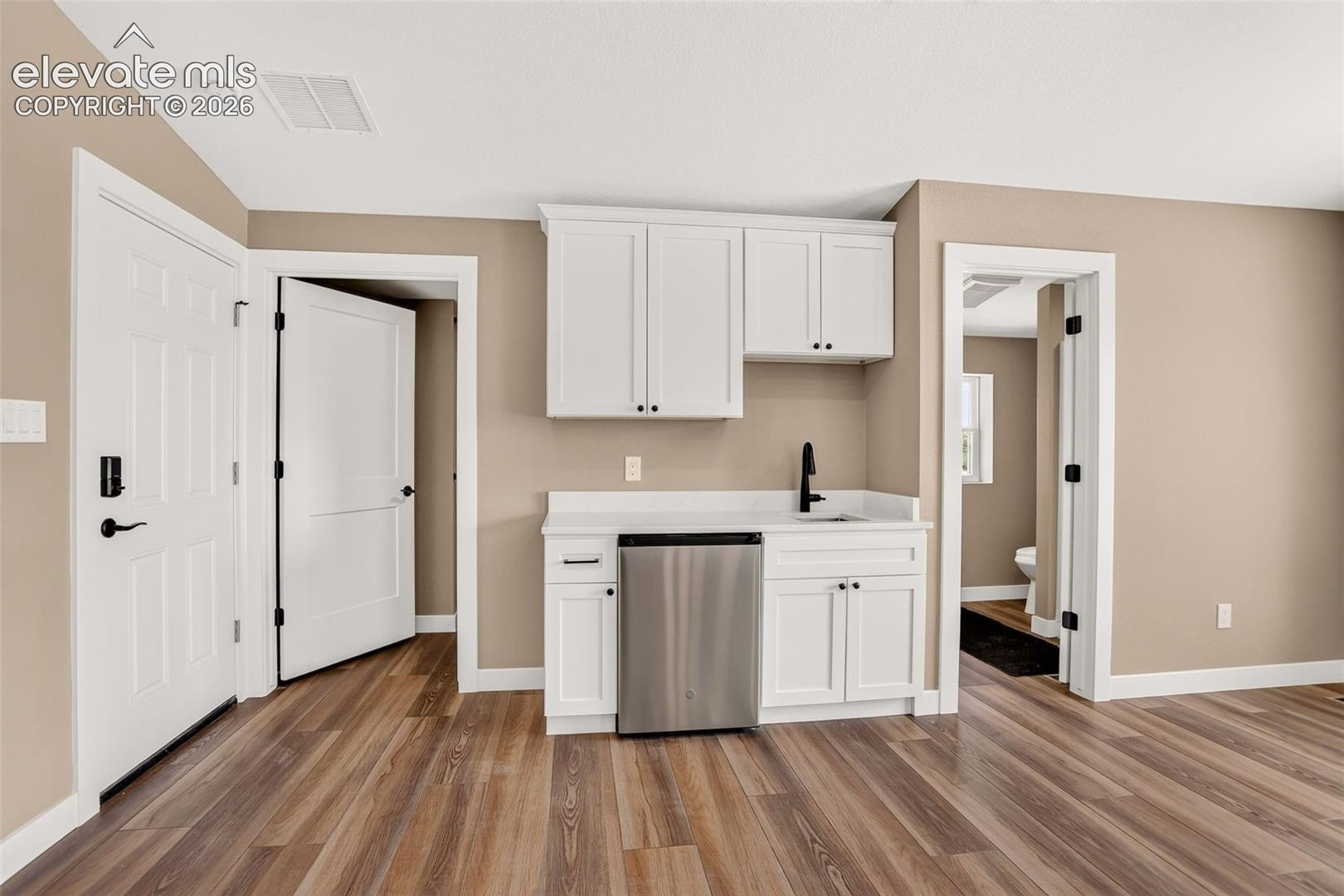 Loft / extra room above ADU / apartment