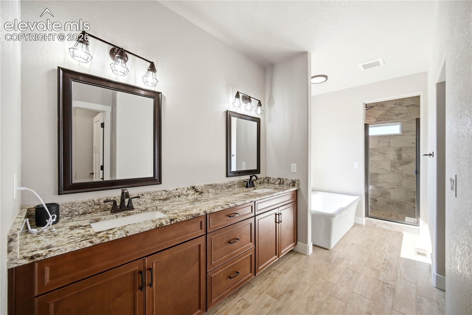 Photo 19 of 16525 Judge Orr Road, Peyton