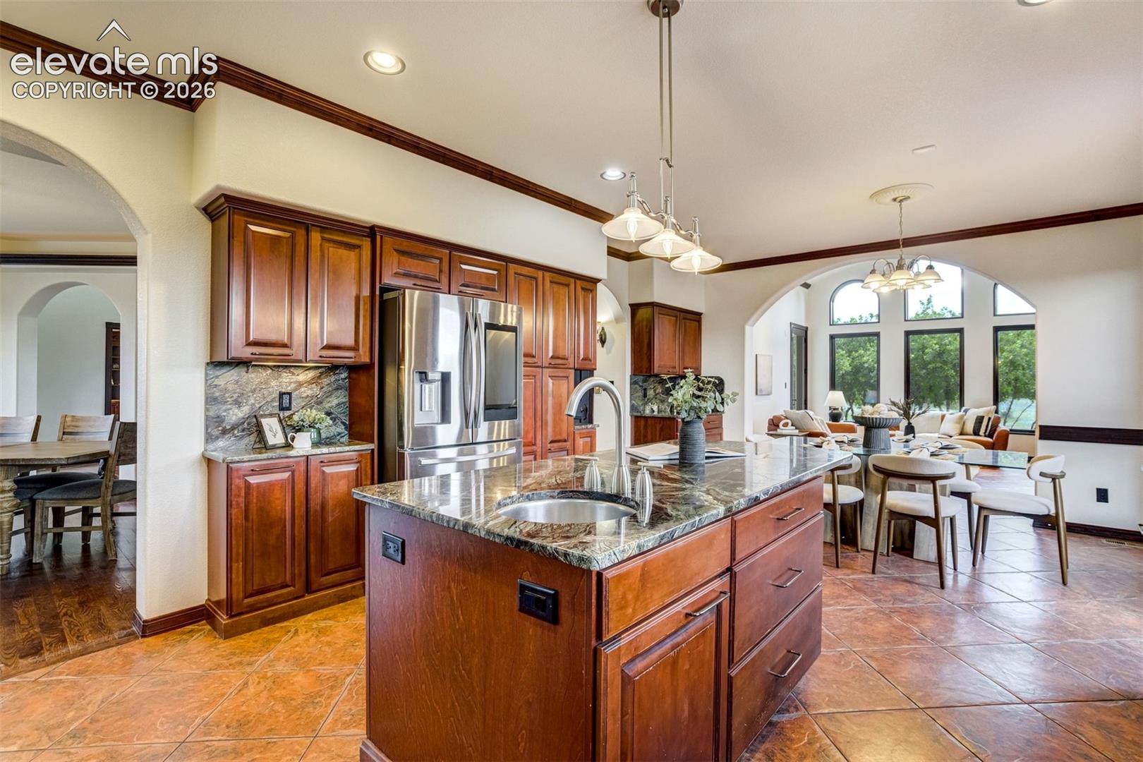 For those who appreciate that the best gatherings usually begin in the kitchen.