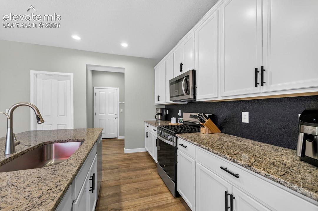 Photo 9 of 3932 Ryedale Way, Colorado Springs