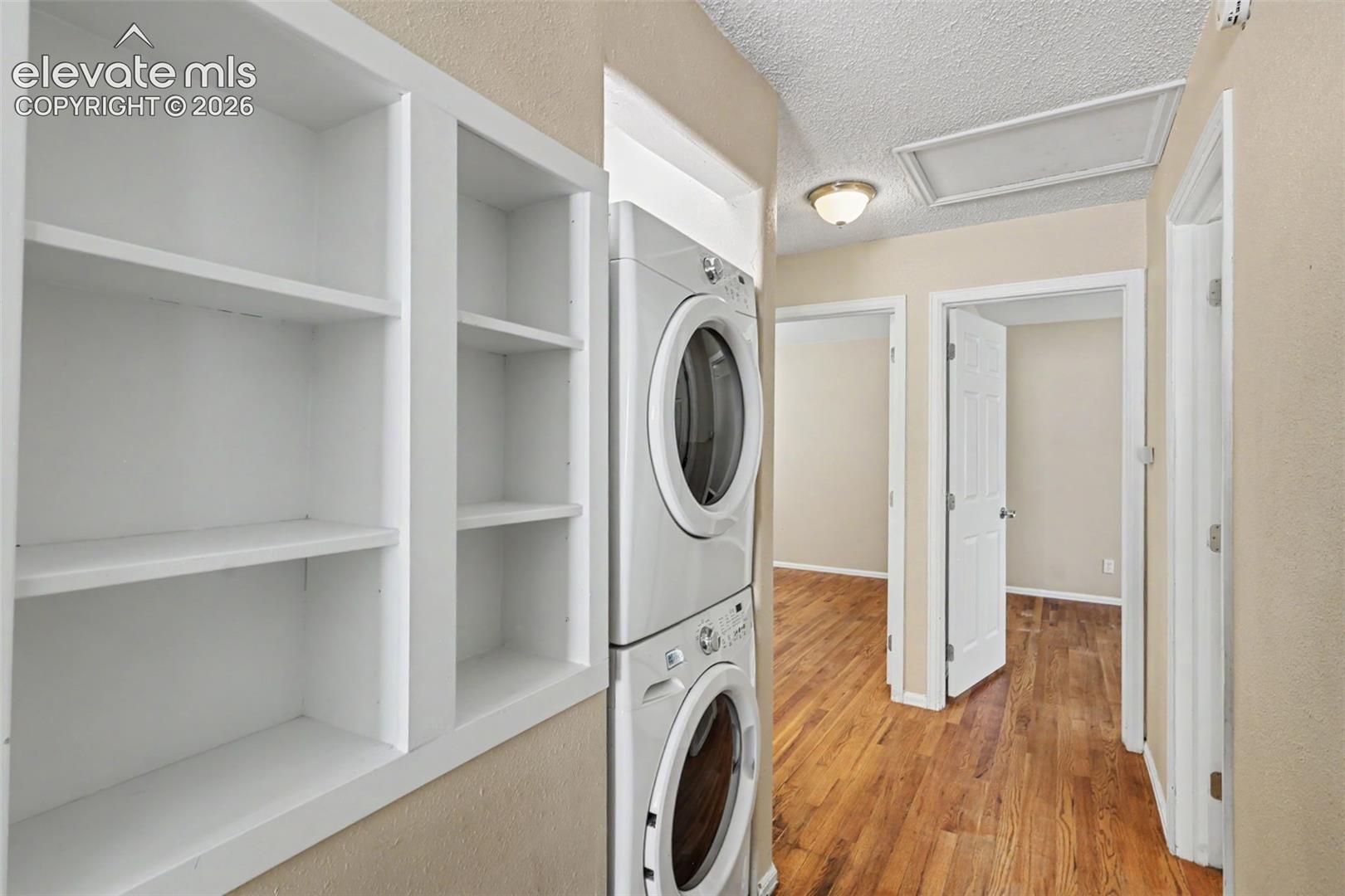 Photo 18 of 105 Linden Drive, Colorado Springs
