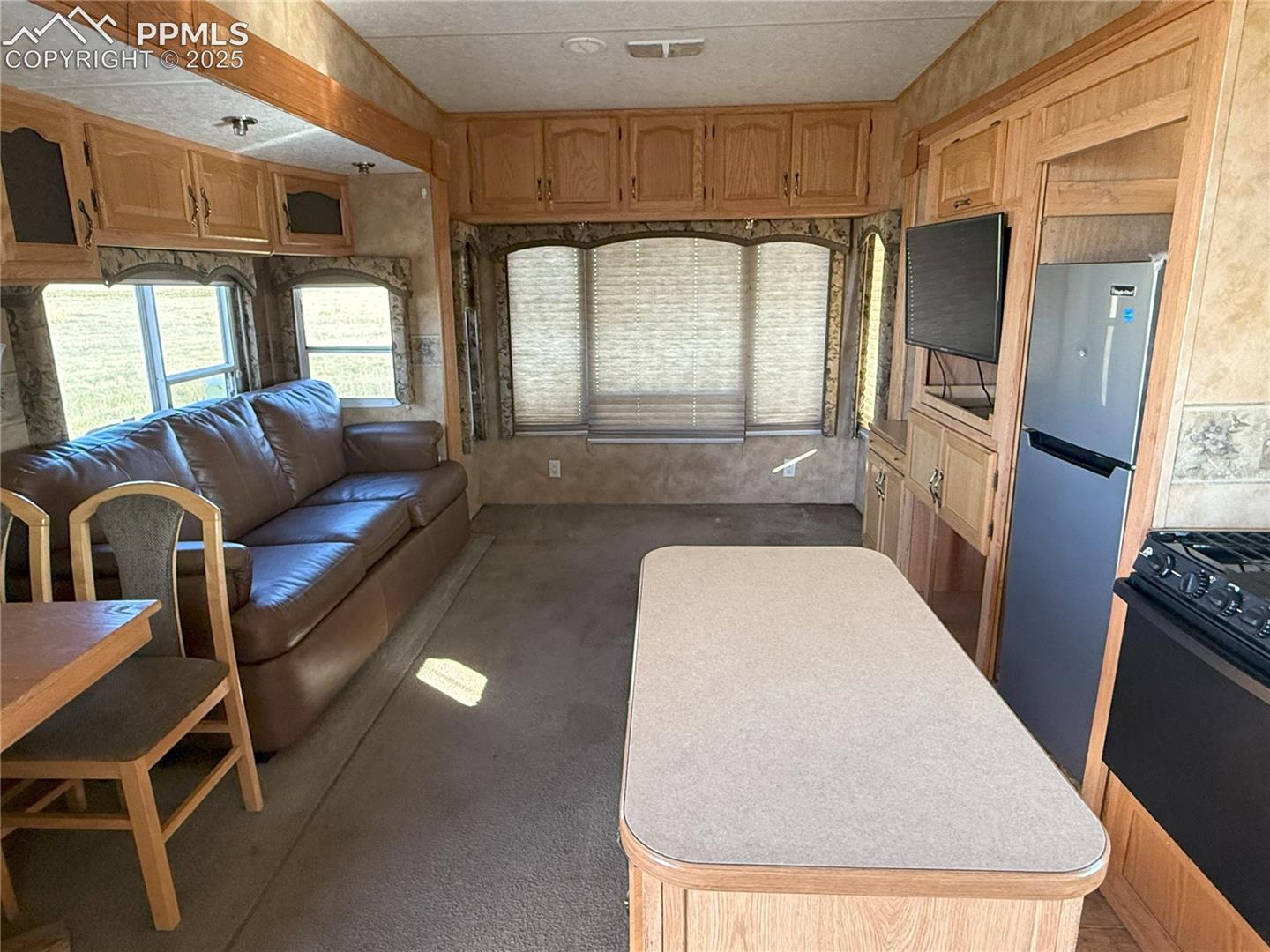 Living area with carpet