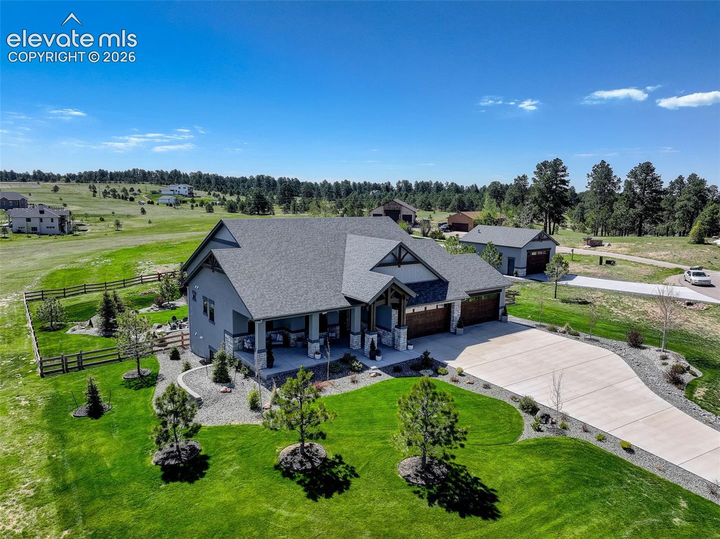 3313 Bark Tree Trl, Colorado Springs, CO 80921