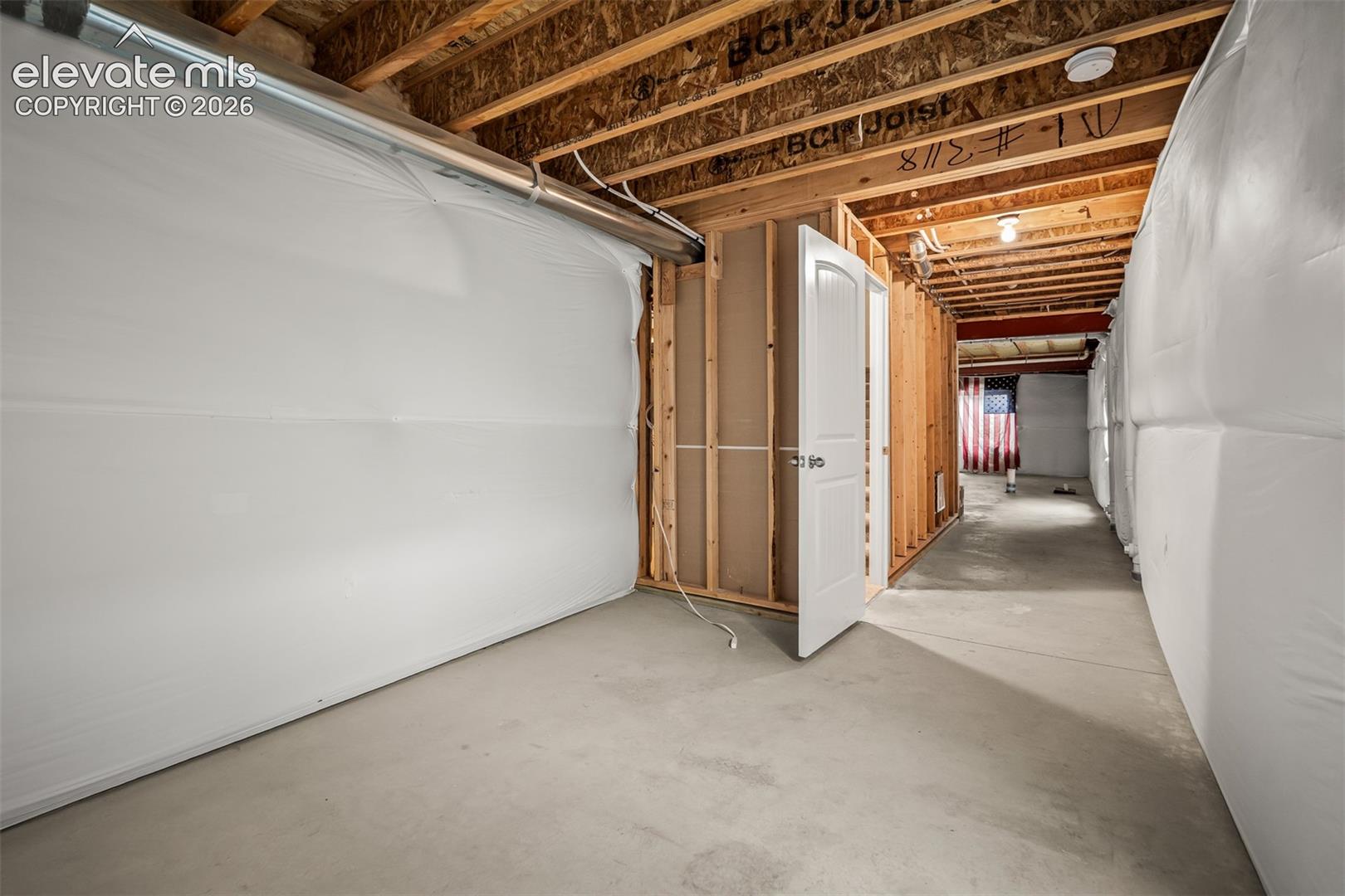 7242 Lewis Clark Trail