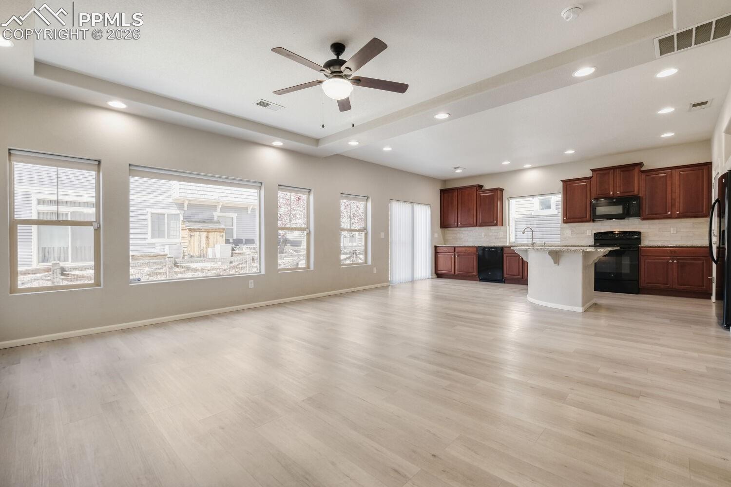 Photo 6 of 8243 Longleaf Lane, Colorado Springs