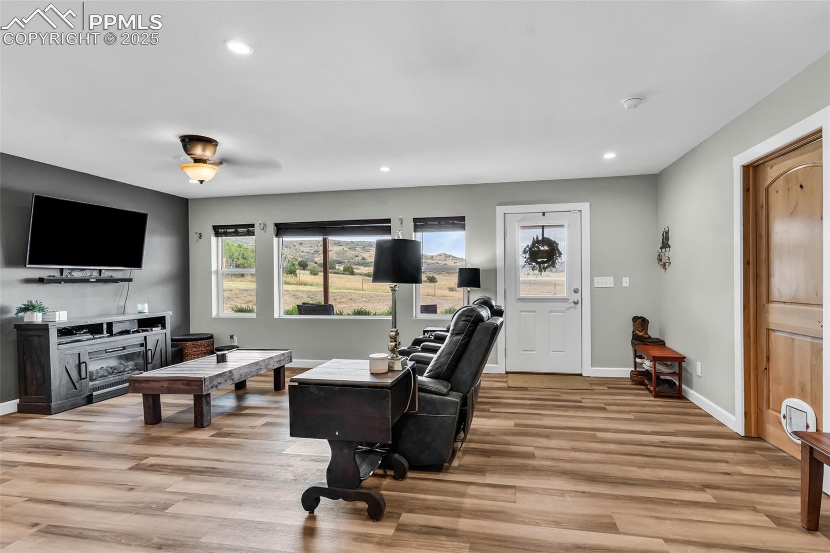 Photo 38 of 10380 Coyote Lane, Rye