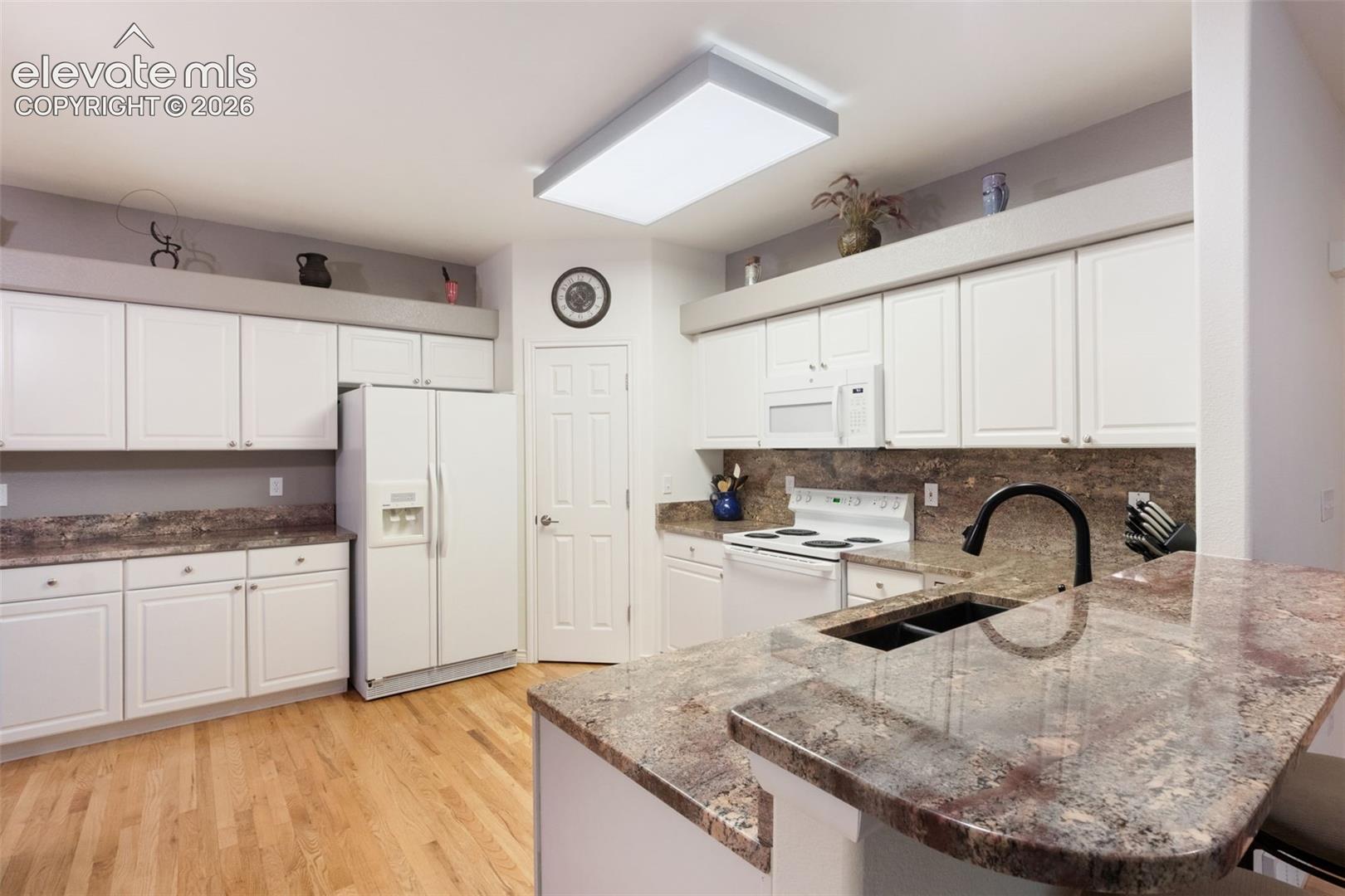 Main Level Kitchen 