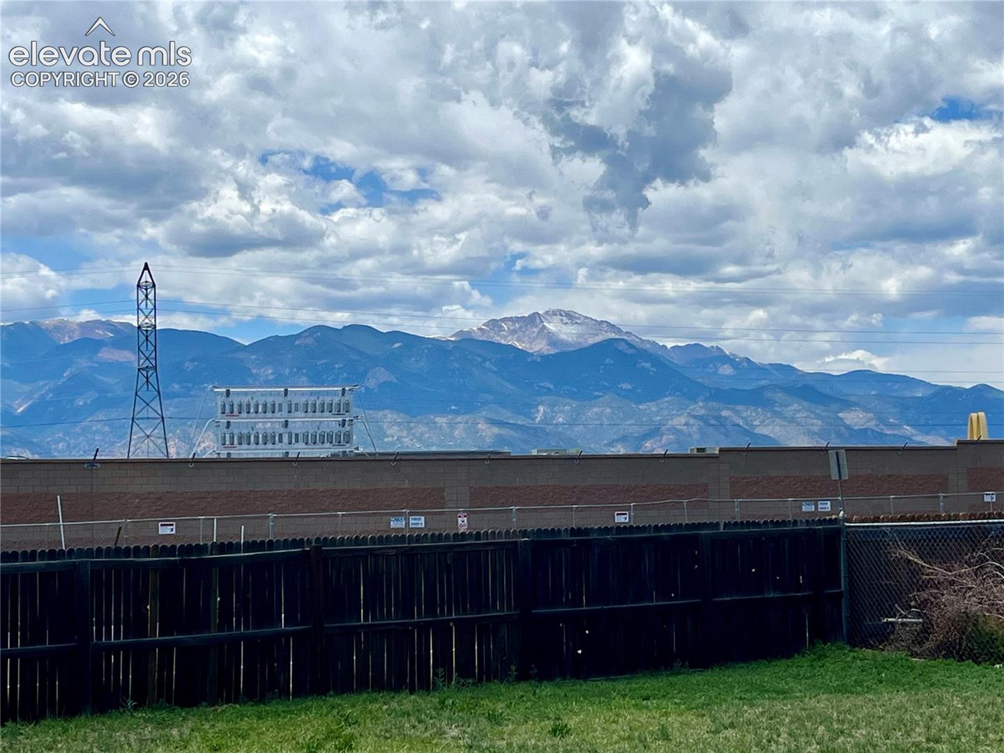 2590 Faulkner Dr, Colorado Springs, CO 80916