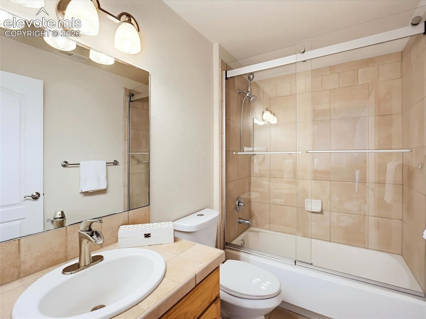 Lower level full bath