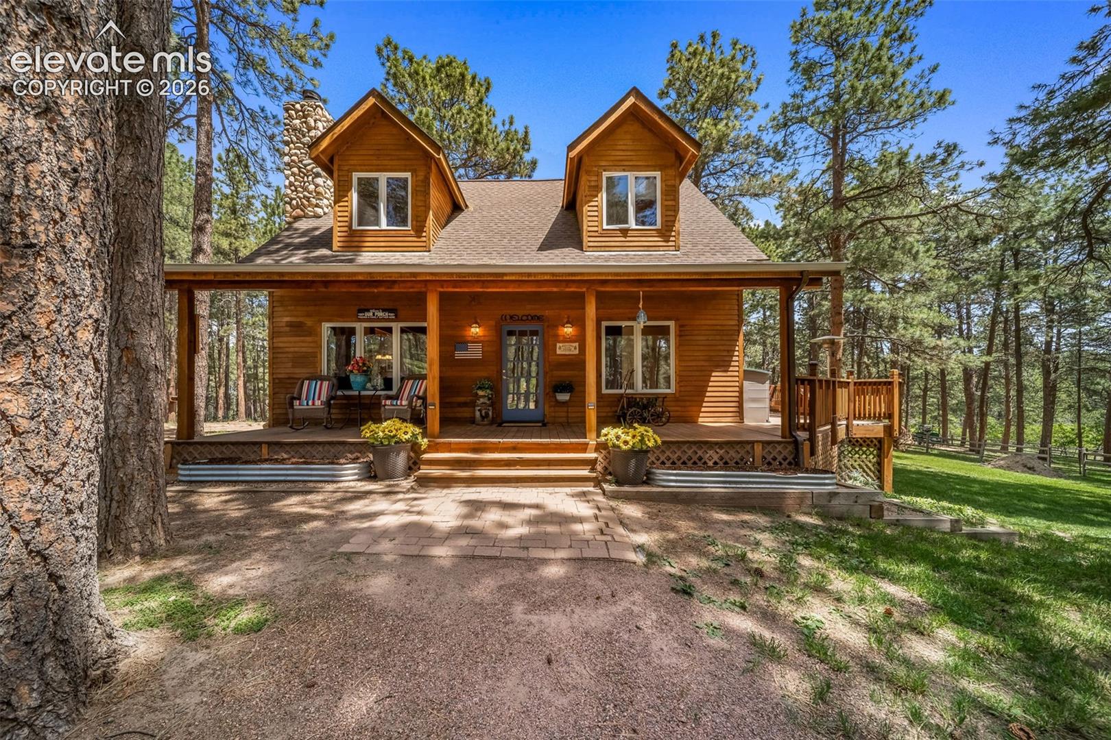 3654 Estates Cir, Larkspur, CO 80118