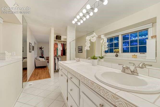 Primary bath with walk in closet