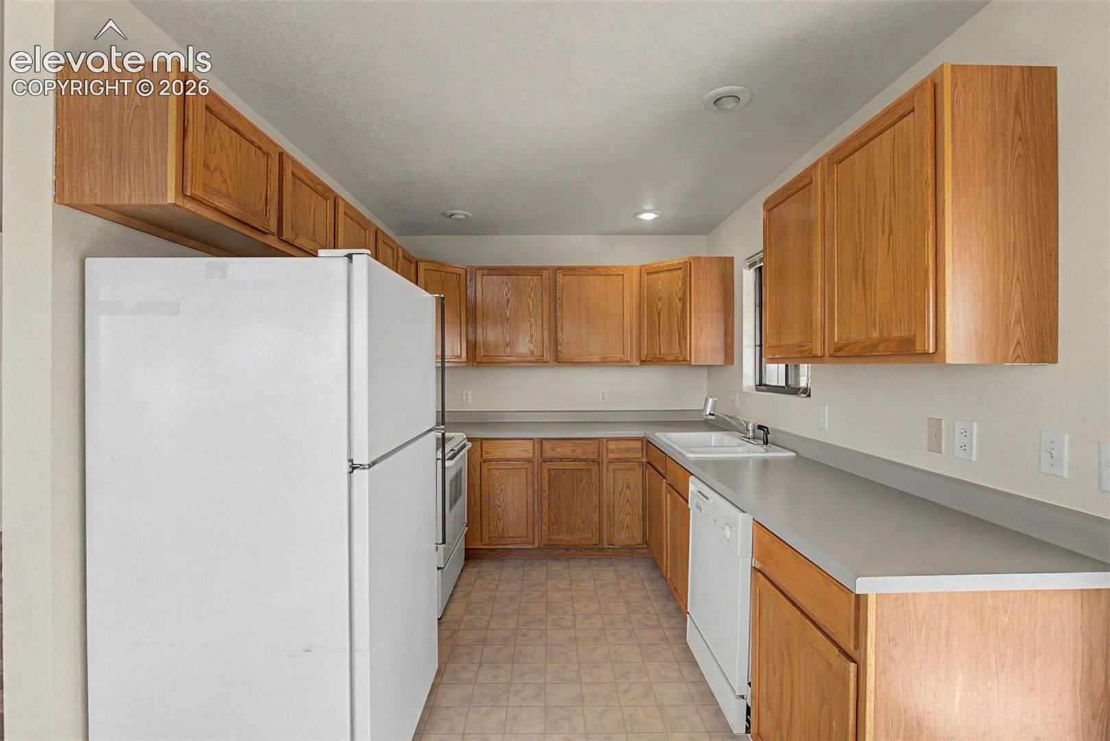 Photo 10 of 242 W Del Ray Drive, Pueblo West